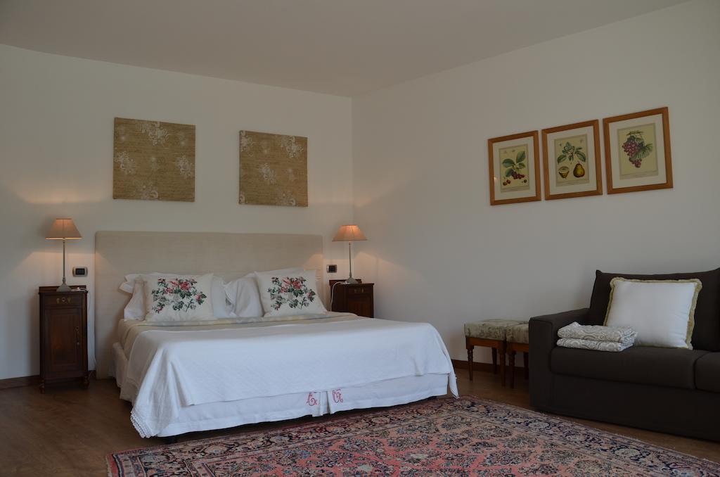 Отель Cascina Castagneto Castell'Alfero Номер фото